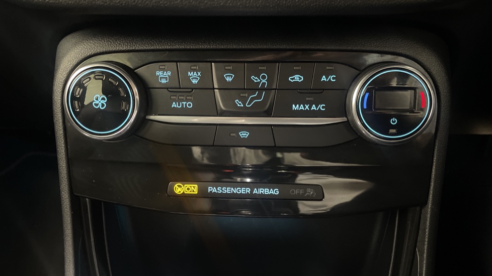 Ford Puma 1.0 EcoBoost Hybrid mHEV ST-Line X 5dr Petrol Hatchback - Image 26