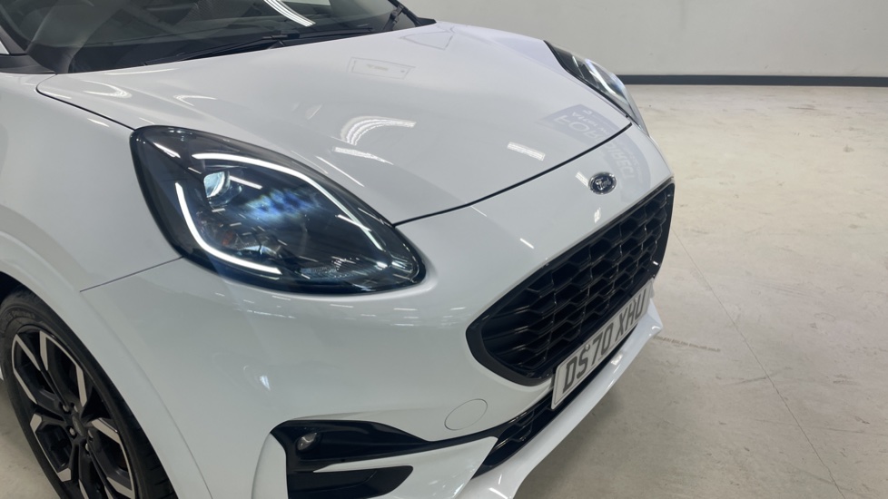 Ford Puma 1.0 EcoBoost Hybrid mHEV ST-Line X 5dr Petrol Hatchback - Image 40