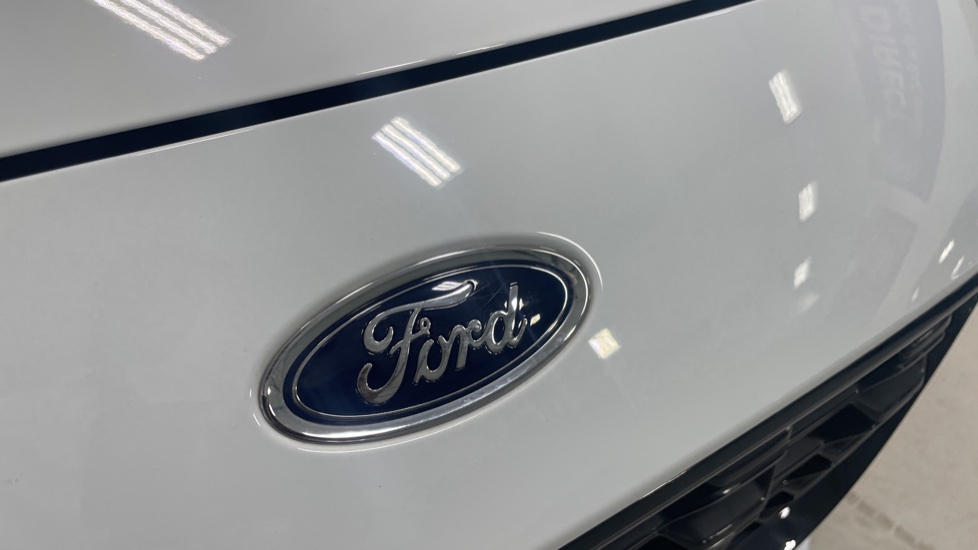 Ford Puma 1.0 EcoBoost Hybrid mHEV ST-Line X 5dr Petrol Hatchback - Image 41