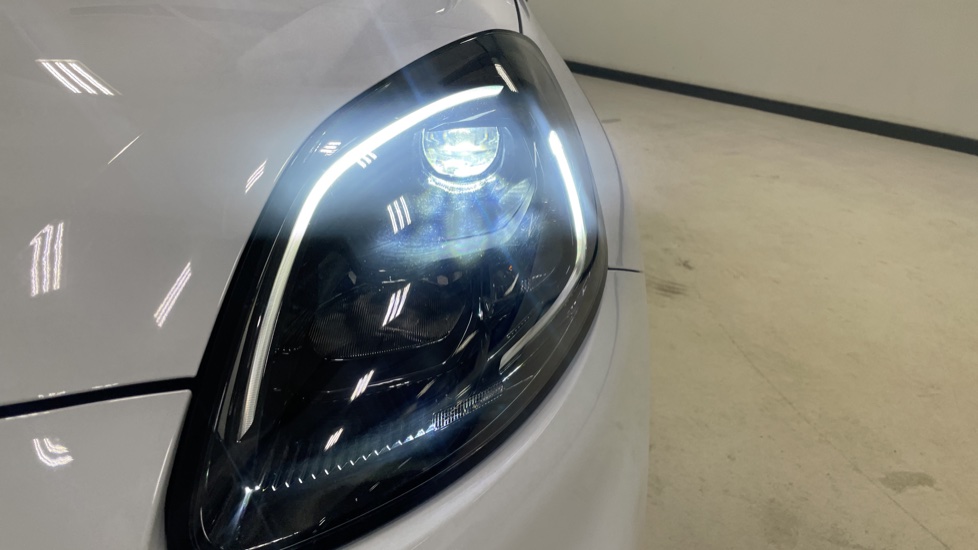 Ford Puma 1.0 EcoBoost Hybrid mHEV ST-Line X 5dr Petrol Hatchback - Image 42