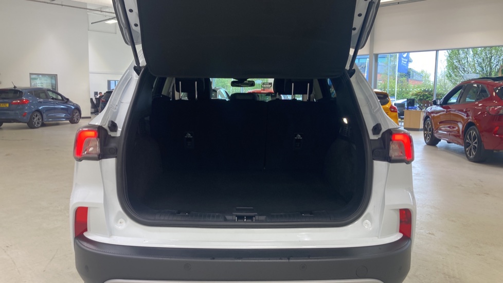 Ford Kuga 1.5 EcoBlue Titanium 5dr Diesel Estate - Image 4