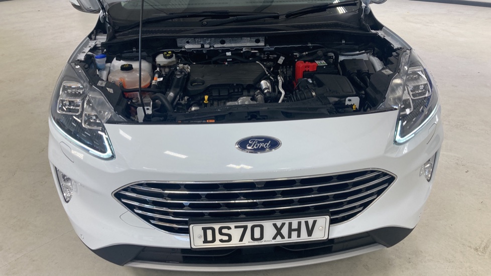 Ford Kuga 1.5 EcoBlue Titanium 5dr Diesel Estate - Image 8