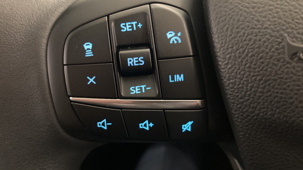 Ford Kuga 1.5 EcoBlue Titanium 5dr Diesel Estate - Image 24