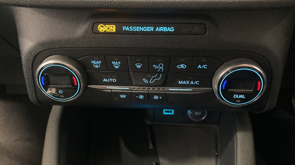 Ford Kuga 1.5 EcoBlue Titanium 5dr Diesel Estate - Image 27