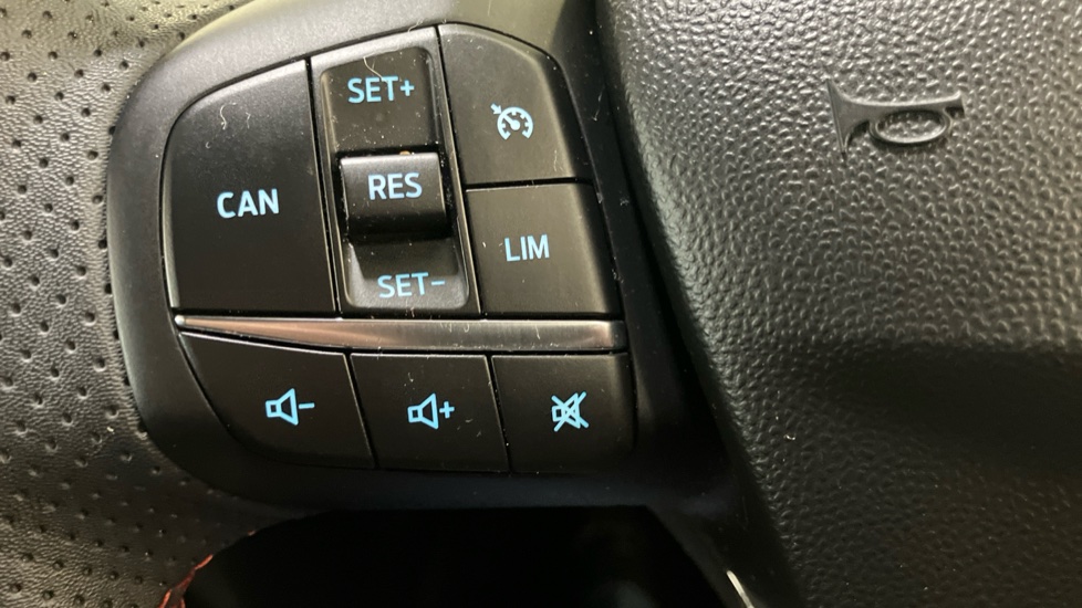 Ford Fiesta 1.0 EcoBoost ST-Line 5dr Petrol Hatchback - Image 30