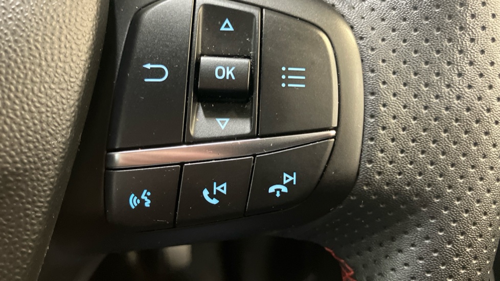 Ford Fiesta 1.0 EcoBoost ST-Line 5dr Petrol Hatchback - Image 31