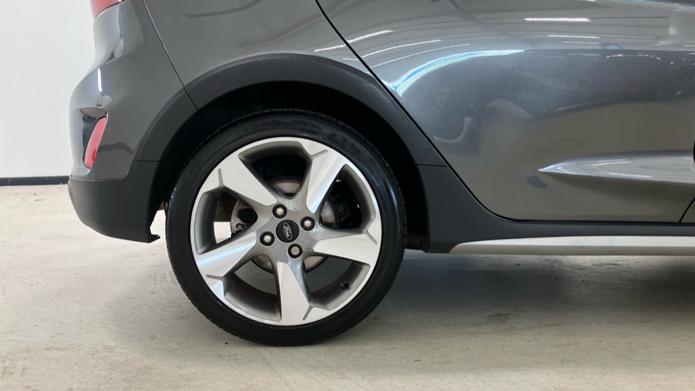 Ford Fiesta 1.0 EcoBoost 125 Active X 5dr Petrol Hatchback - Image 7