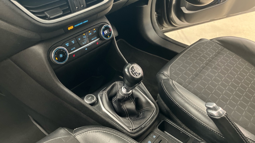 Ford Fiesta 1.0 EcoBoost 125 Active X 5dr Petrol Hatchback - Image 13