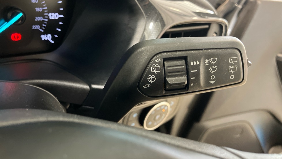 Ford Fiesta 1.0 EcoBoost 125 Active X 5dr Petrol Hatchback - Image 35