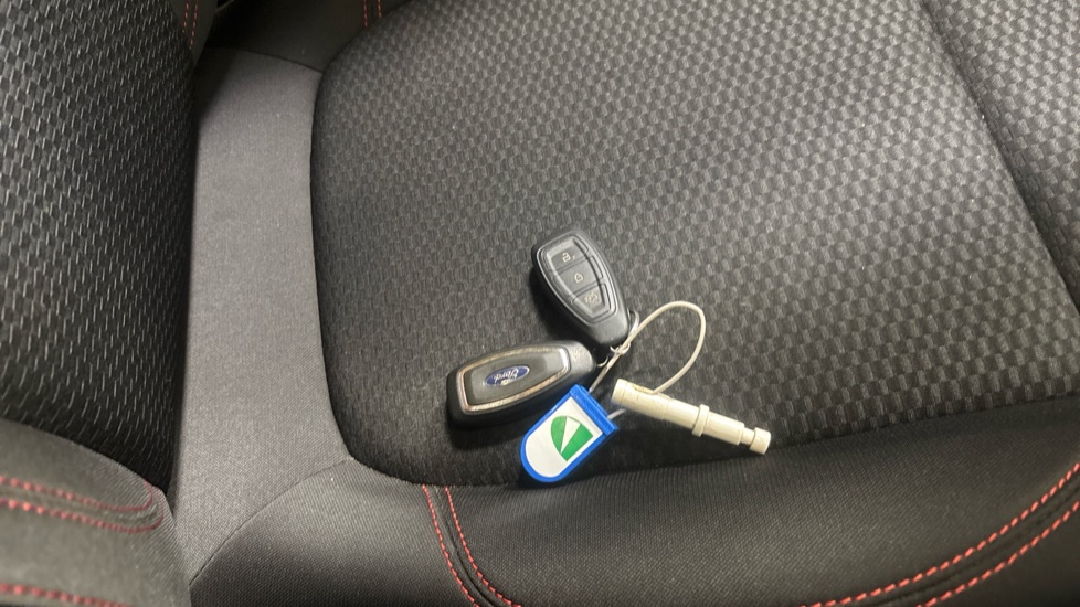 Ford Puma 1.0 EcoBoost Hybrid mHEV ST-Line 5dr Petrol Hatchback - Image 20