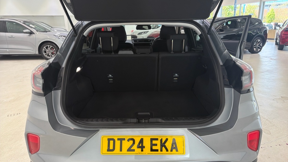 Ford Puma 1.0 EcoBoost Hybrid mHEV Titanium 5dr Petrol Hatchback - Image 4