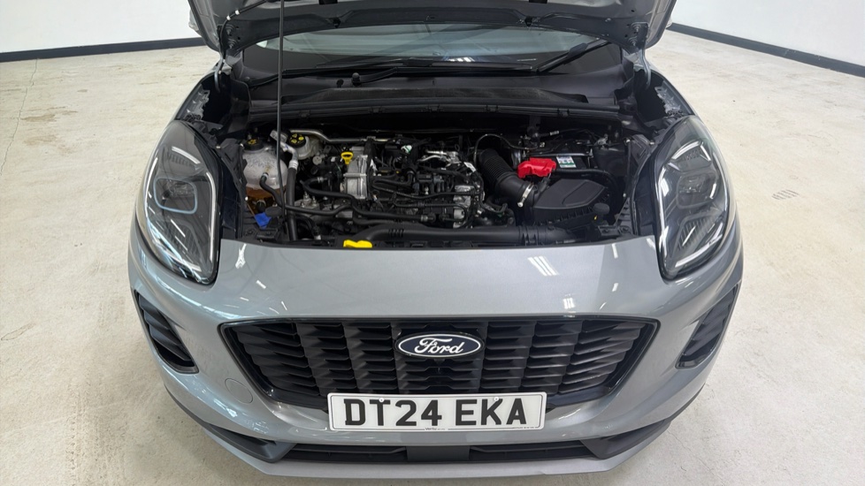 Ford Puma 1.0 EcoBoost Hybrid mHEV Titanium 5dr Petrol Hatchback - Image 8