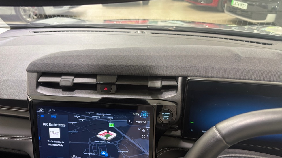 Ford Puma 1.0 EcoBoost Hybrid mHEV Titanium 5dr Petrol Hatchback - Image 37