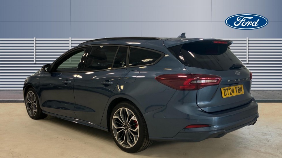 Ford Focus 1.0 EcoBoost Hybrid mHEV ST-Line X 5dr Auto Petrol Hatchback - Image 2