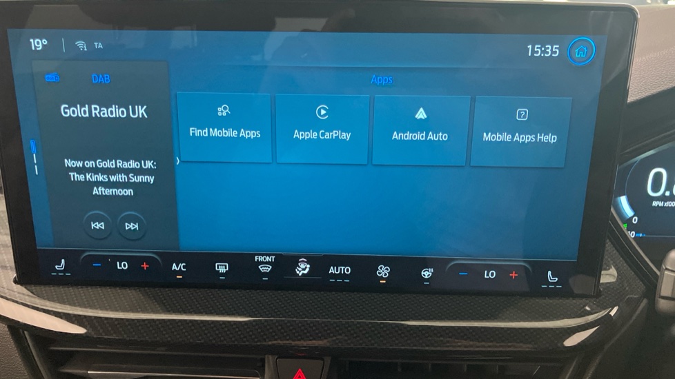 Ford Focus 1.0 EcoBoost Hybrid mHEV ST-Line X 5dr Auto Petrol Hatchback - Image 27