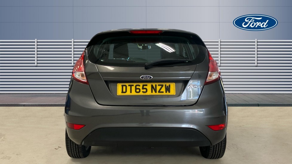 Ford Fiesta 1.25 82 Zetec 5dr Petrol Hatchback - Image 6