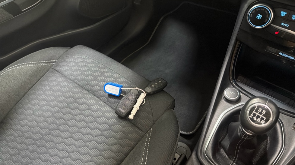 Ford Puma 1.0 EcoBoost Titanium 5dr Petrol Hatchback - Image 19