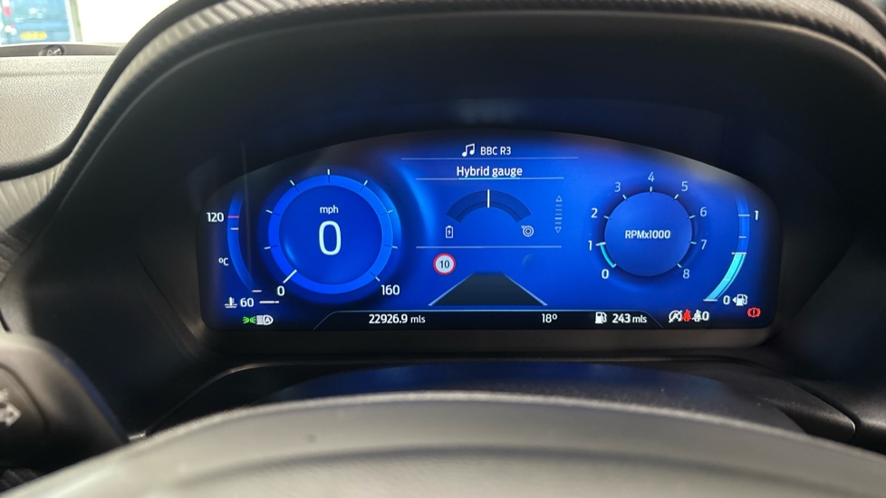 Ford Puma 1.0 EcoBoost Hybrid mHEV ST-Line X 5dr Petrol Hatchback - Image 22