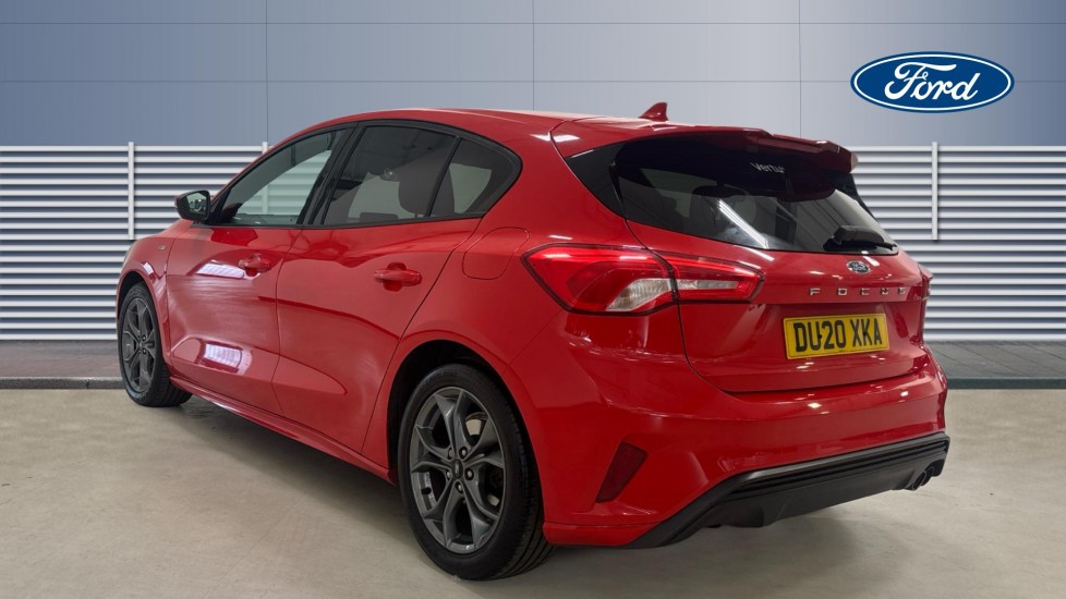 Ford Focus 1.0 EcoBoost 125 ST-Line 5dr Petrol Hatchback - Image 2