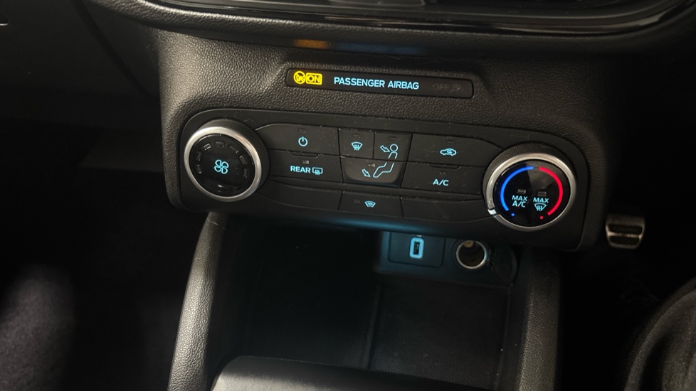 Ford Focus 1.0 EcoBoost 125 ST-Line 5dr Petrol Hatchback - Image 22