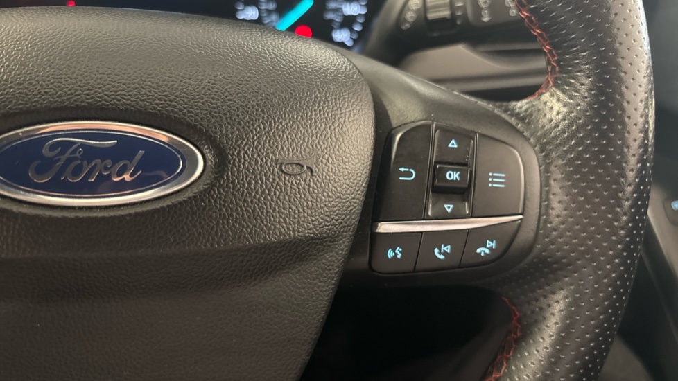 Ford Focus 1.0 EcoBoost 125 ST-Line 5dr Petrol Hatchback - Image 27