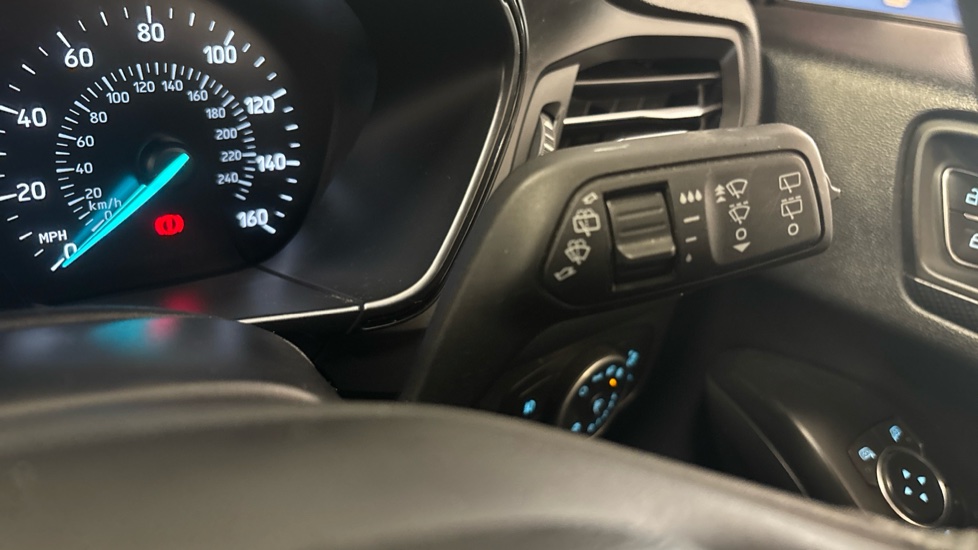 Ford Focus 1.0 EcoBoost 125 ST-Line 5dr Petrol Hatchback - Image 30
