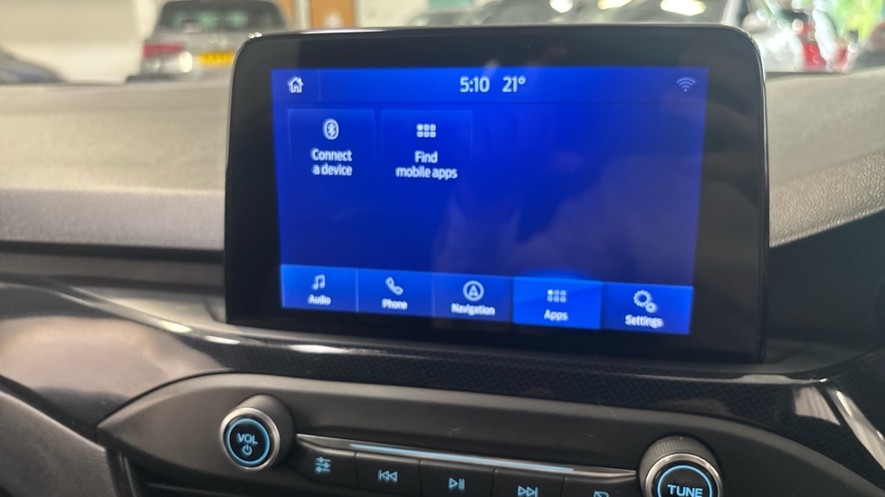 Ford Focus 1.0 EcoBoost 125 ST-Line 5dr Petrol Hatchback - Image 37