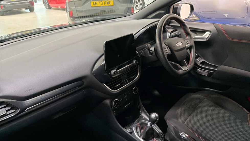Ford Puma 1.0 EcoBoost Hybrid mHEV ST-Line 5dr Petrol Hatchback - Image 9