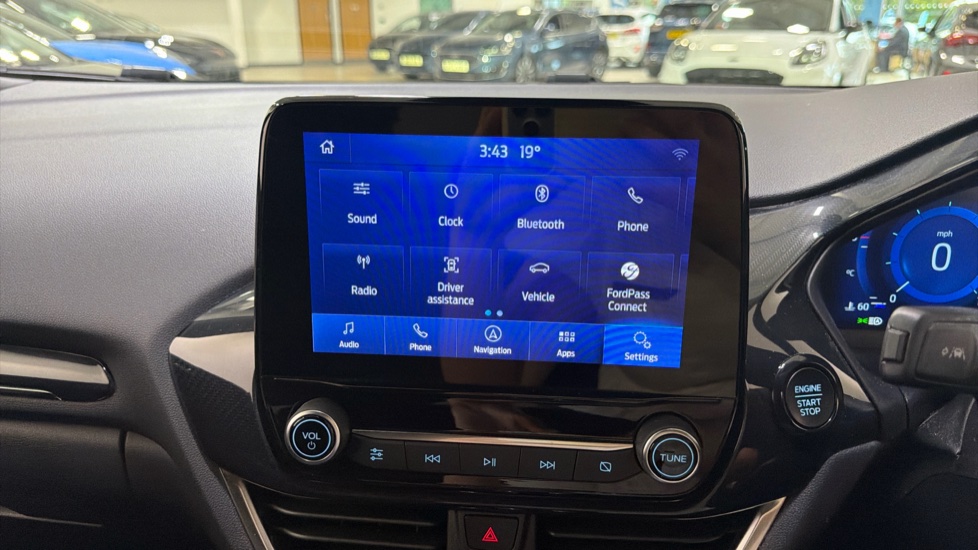 Ford Puma 1.0 EcoBoost Hybrid mHEV ST-Line 5dr Petrol Hatchback - Image 32