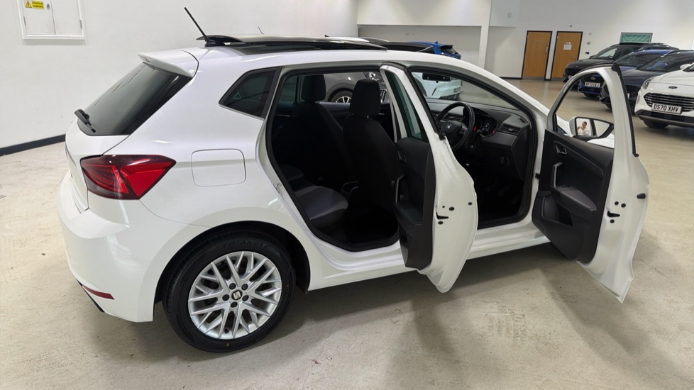 SEAT Ibiza 1.0 TSI 95 SE Design 5dr Petrol Hatchback - Image 25