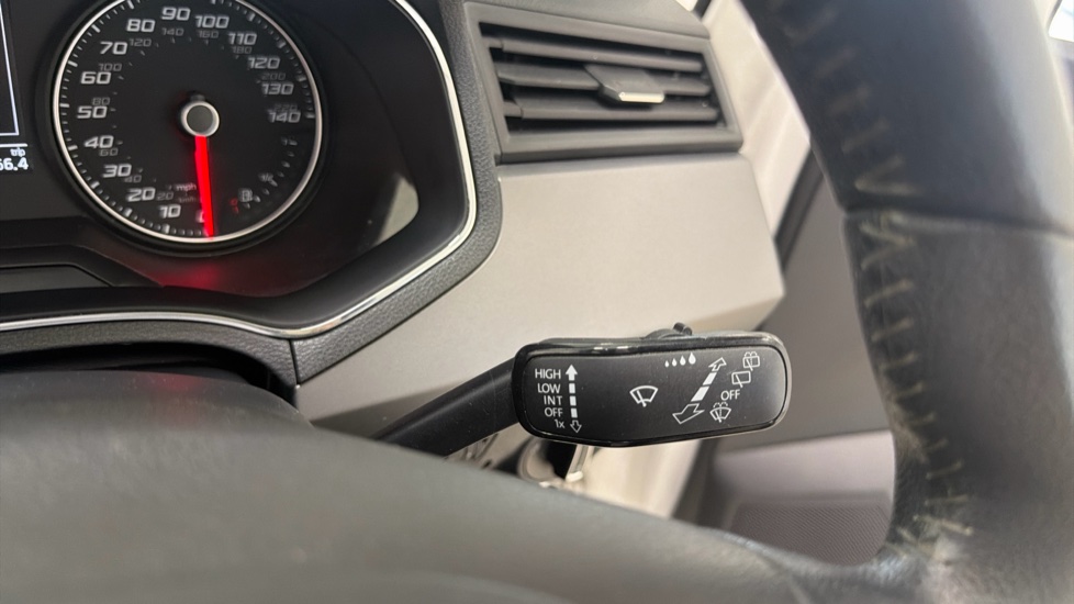 SEAT Ibiza 1.0 TSI 95 SE Design 5dr Petrol Hatchback - Image 27