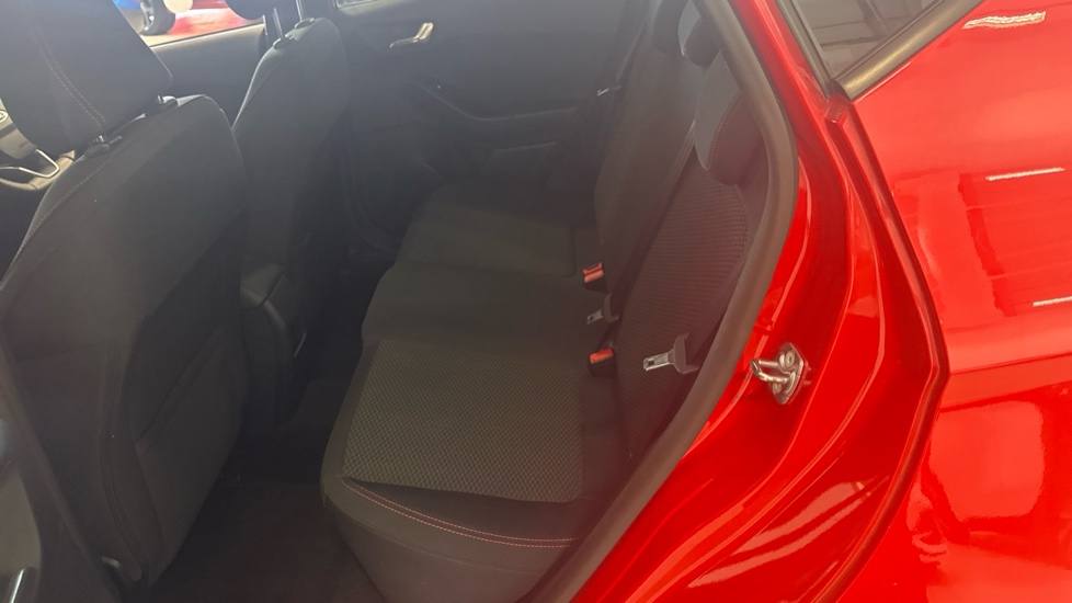 Ford Fiesta 1.0 EcoBoost 125 ST-Line Edition 5dr Petrol Hatchback - Image 16