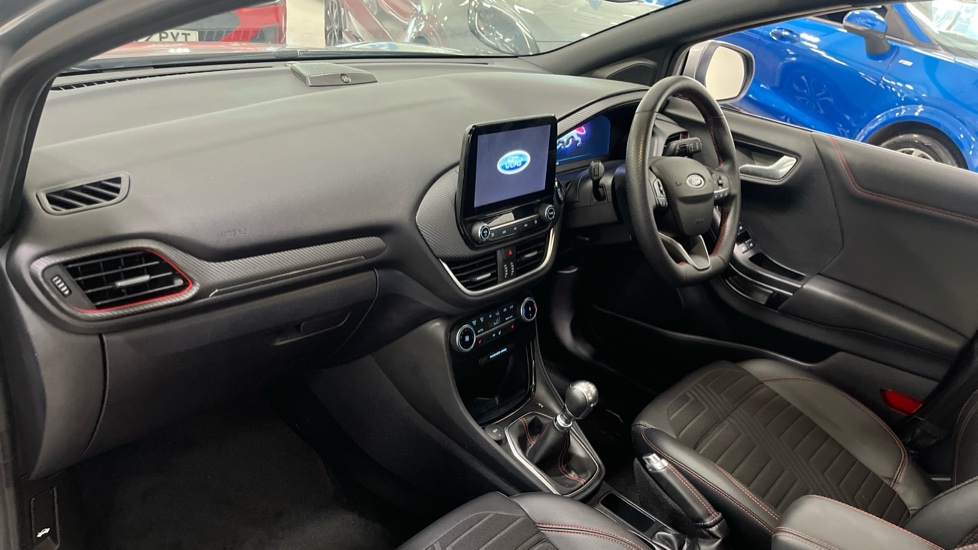 Ford Puma 1.0 EcoBoost Hybrid mHEV ST-Line X 5dr Petrol Hatchback - Image 9