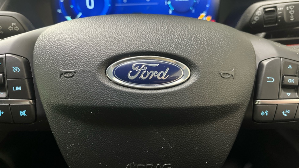 Ford Puma 1.0 EcoBoost Hybrid mHEV ST-Line X 5dr Petrol Hatchback - Image 22