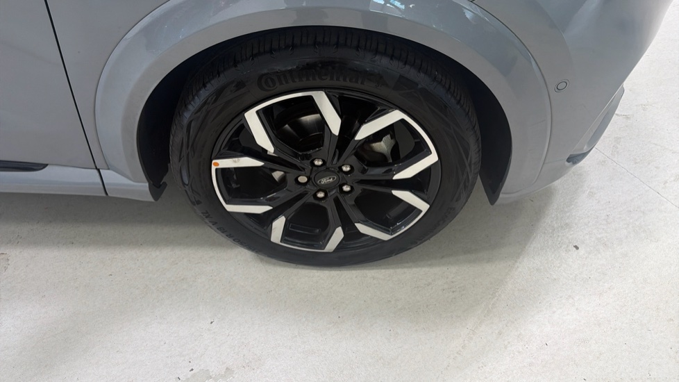 Ford Puma 1.0 EcoBoost Hybrid mHEV ST-Line X 5dr Petrol Hatchback - Image 21