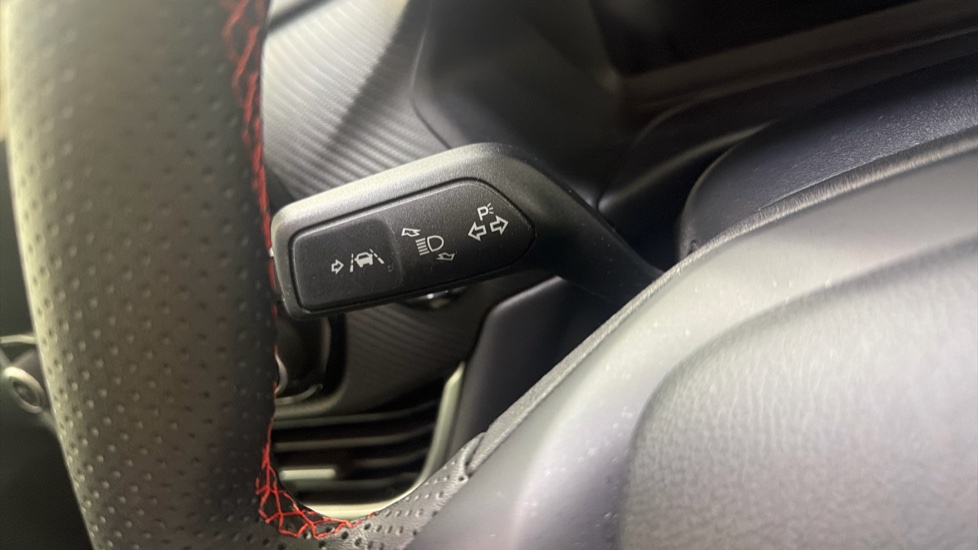 Ford Puma 1.0 EcoBoost Hybrid mHEV ST-Line X 5dr Petrol Hatchback - Image 33