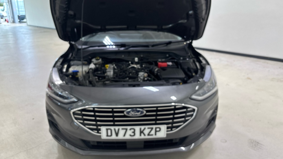 Ford Focus 1.0 EcoBoost Titanium 5dr Petrol Hatchback - Image 8