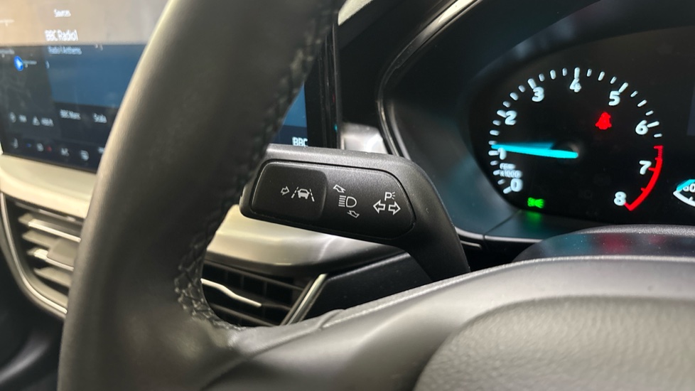 Ford Focus 1.0 EcoBoost Titanium 5dr Petrol Hatchback - Image 22