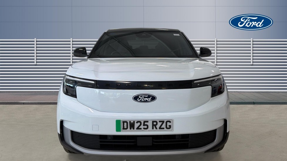 Ford Explorer 250kW Premium 79kWh AWD 5dr Auto Electric Estate - Image 3