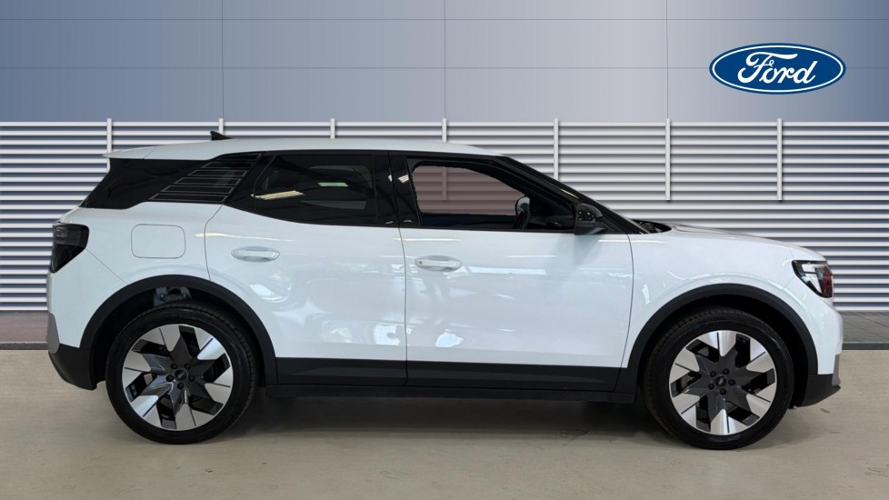 Ford Explorer 250kW Premium 79kWh AWD 5dr Auto Electric Estate - Image 5