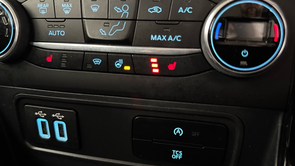 Ford EcoSport 1.0 EcoBoost 125 ST-Line 5dr Petrol Hatchback - Image 31