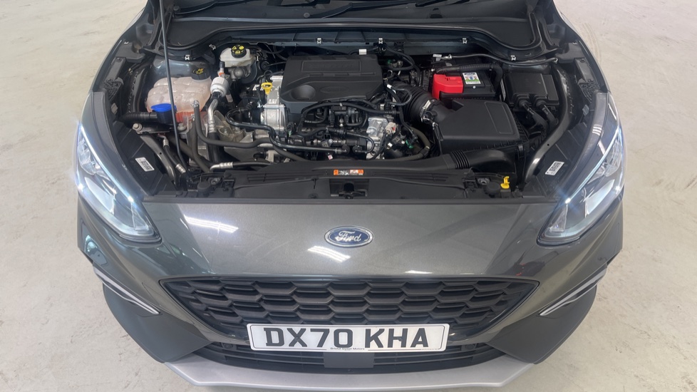 Ford Focus 1.0 EcoBoost 125 Active X 5dr Petrol Hatchback - Image 8