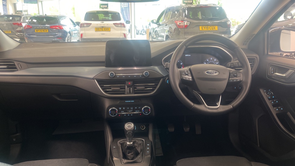 Ford Focus 1.0 EcoBoost 125 Active X 5dr Petrol Hatchback - Image 10
