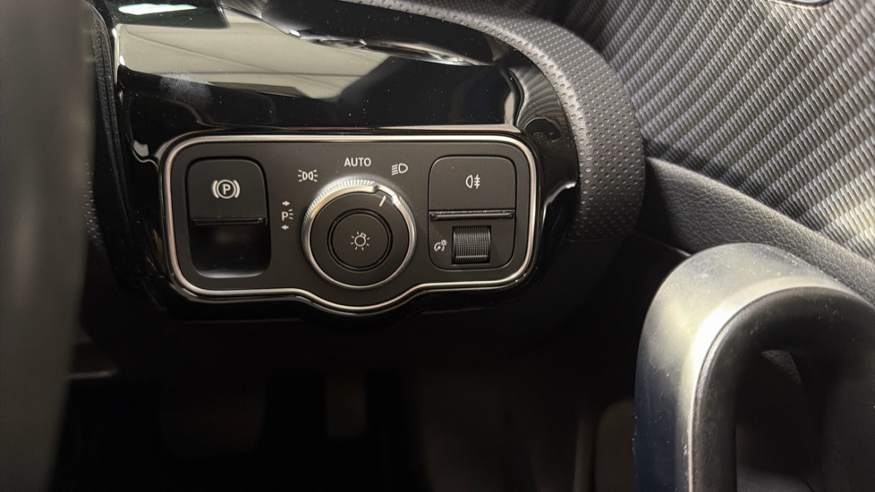 Mercedes-Benz A-Class A200 Sport Executive 5dr Auto Petrol Hatchback - Image 24
