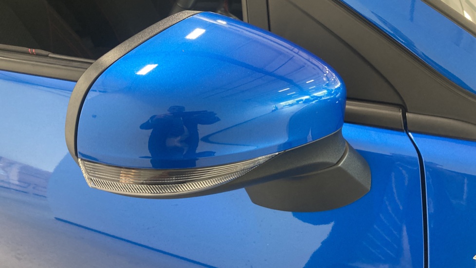 Ford Puma 1.0 EcoBoost Hybrid mHEV ST-Line Design 5dr Petrol Hatchback - Image 39