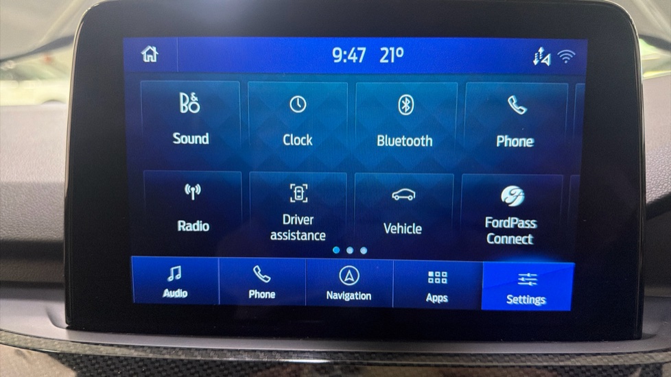 Ford Kuga 2.5 FHEV ST-Line X Edition 5dr CVT Hybrid Estate - Image 25