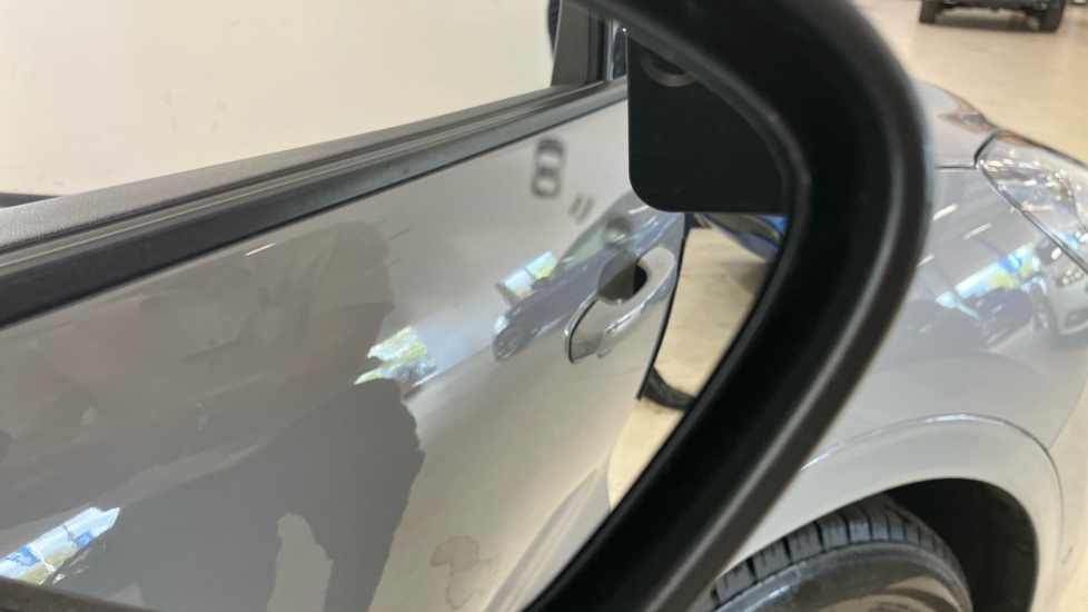 Ford Kuga 2.5 FHEV Graphite Tech Edition 5dr CVT Hybrid Estate - Image 36