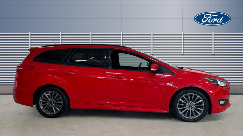 Ford Focus 1.5 TDCi 120 ST-Line 5dr Diesel Estate - Image 5
