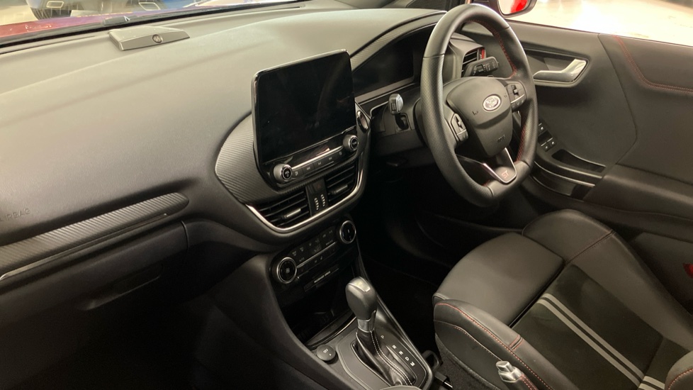 Ford Puma ST 1.0 EcoBoost Hybrid mHEV ST 5dr DCT Petrol Hatchback - Image 9