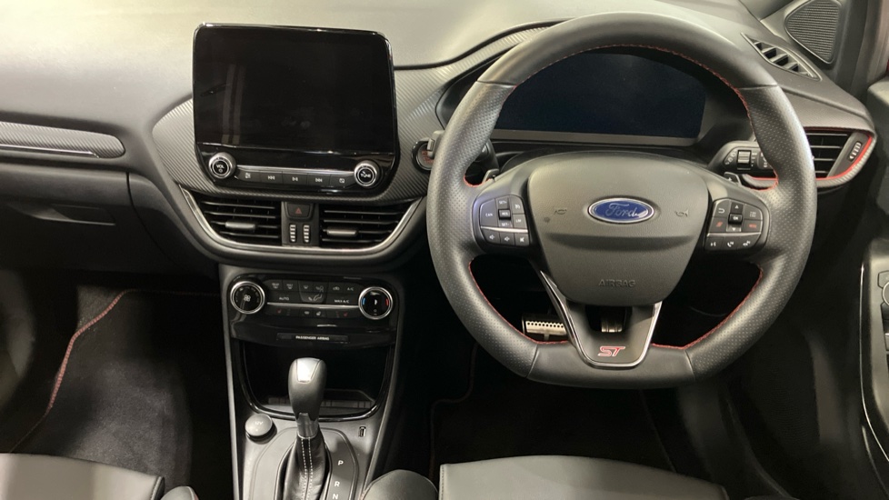 Ford Puma ST 1.0 EcoBoost Hybrid mHEV ST 5dr DCT Petrol Hatchback - Image 10